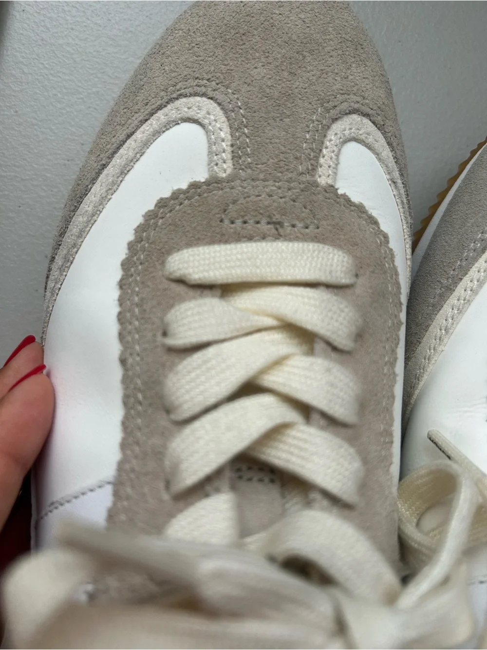 Tory Burch Cream & Beige Suede and Leather Sneakers Size 8